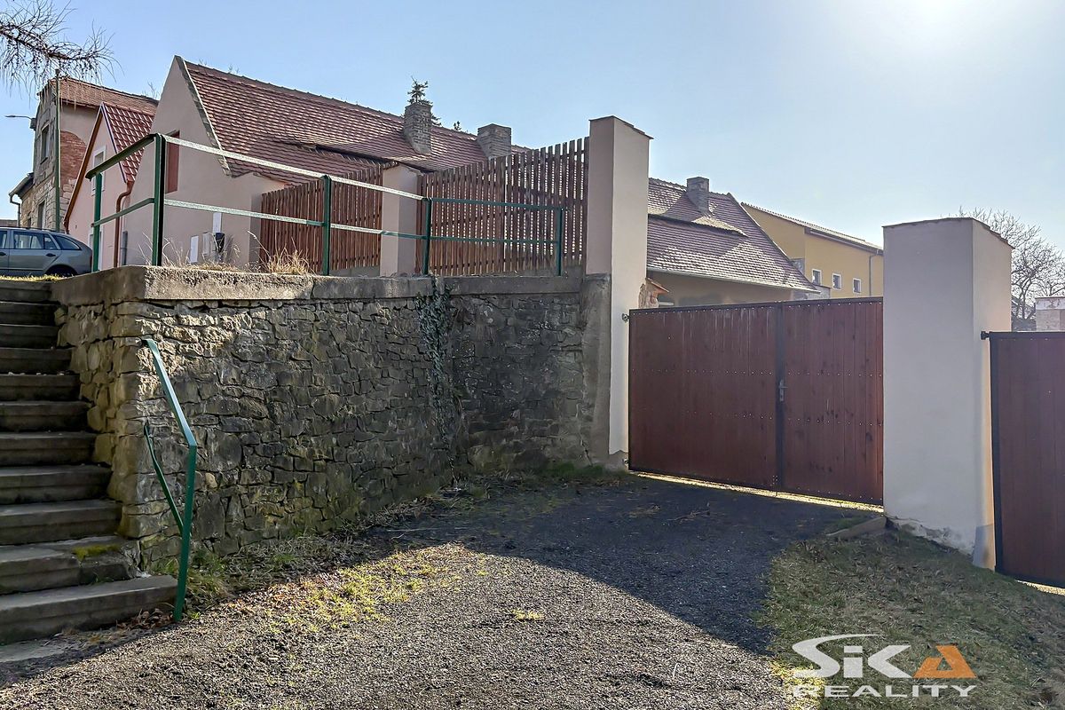 Prodej rodinného domu 100 m², pozemek 849 m²